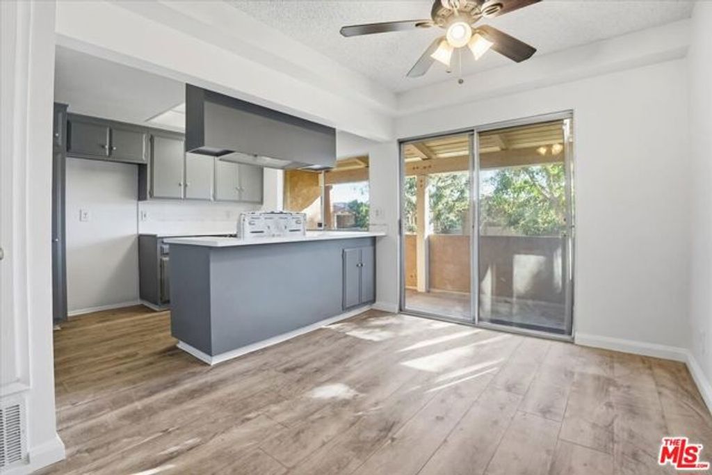 13722 Red Hill Avenue 60, Tustin, CA 92780