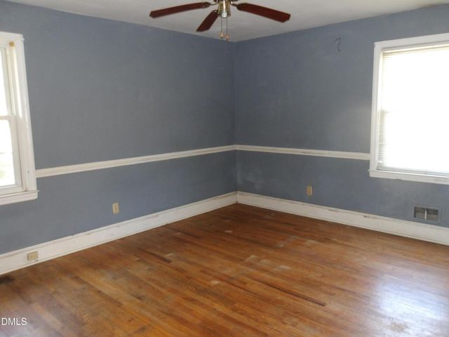 301 W Gannon Avenue, Zebulon, NC 27597