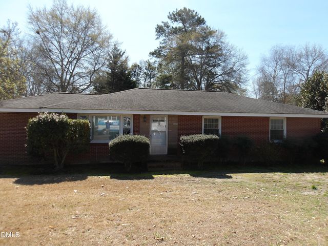 301 W Gannon Avenue, Zebulon, NC 27597