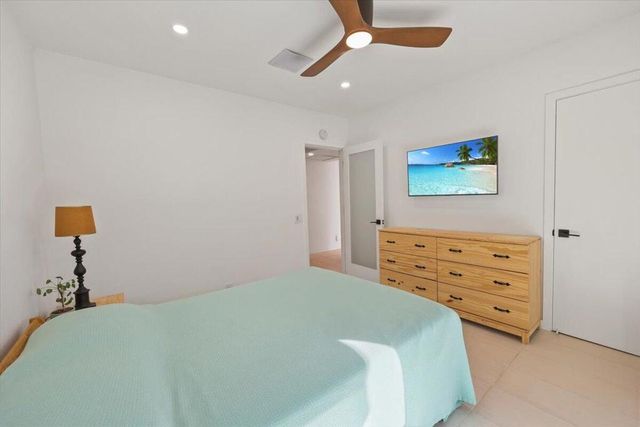 3991 E Calle San Raphael, Palm Springs, CA 92264