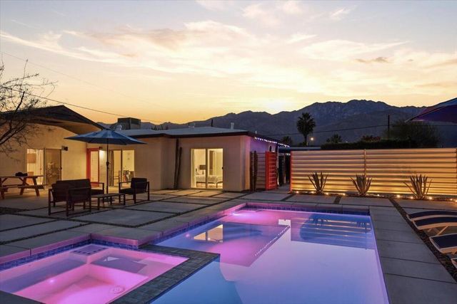 3991 E Calle San Raphael, Palm Springs, CA 92264