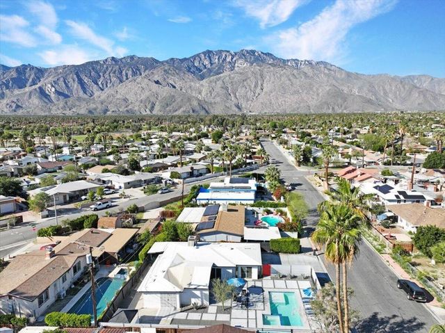 3991 E Calle San Raphael, Palm Springs, CA 92264