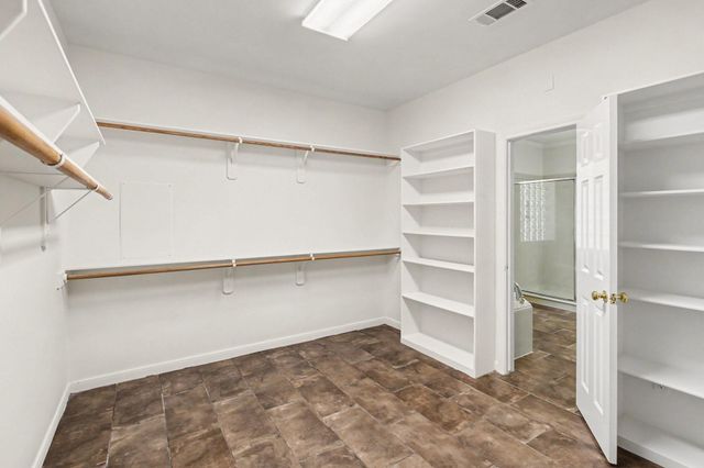 11297 Majestic Drive, Montgomery, TX 77316