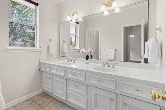 11297 Majestic Drive, Montgomery, TX 77316