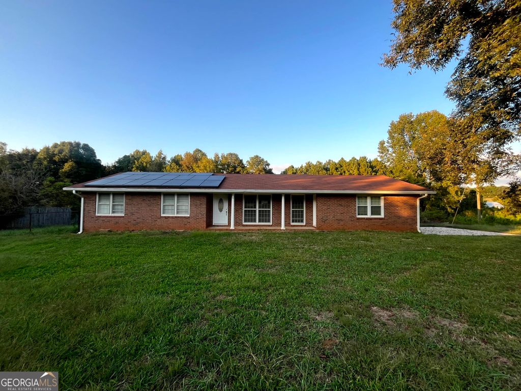 8750 Sandy Cross Road, Carnesville, GA 30521 — exterior