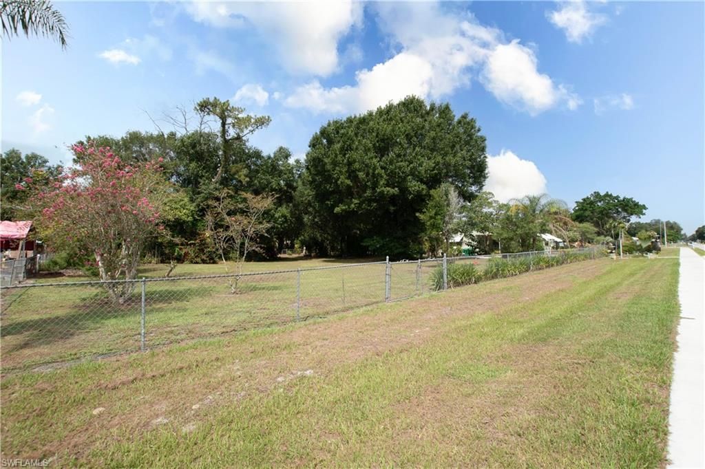 Jefferson AVE W, IMMOKALEE, FL 34142 — photo 3
