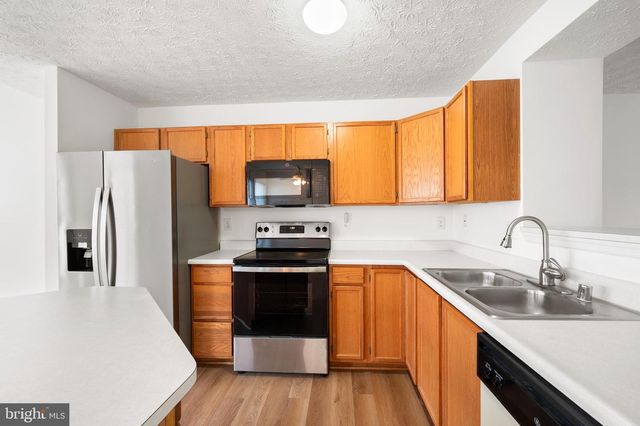 14 GEMSTONE CT, Baltimore, MD 21244