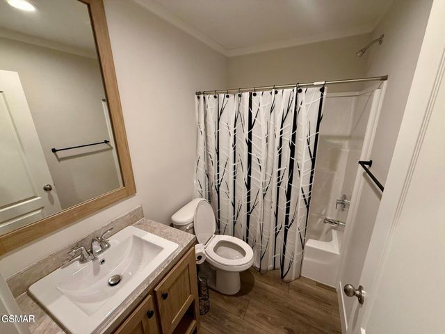 3237 Old Mill Street, Pigeon Forge, TN 37863