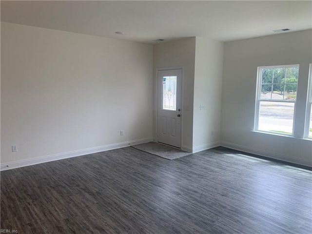 2015 Carroll Brinkley WAY, Suffolk, VA 23434