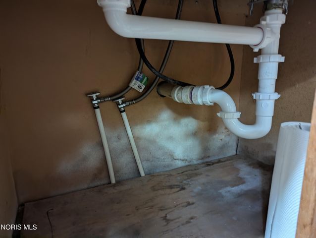 106 E Hudson Street, Toledo, OH 43608