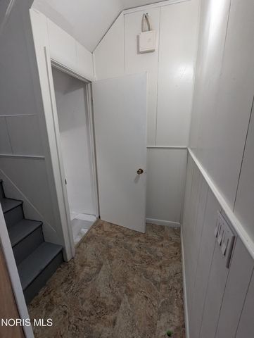 106 E Hudson Street, Toledo, OH 43608