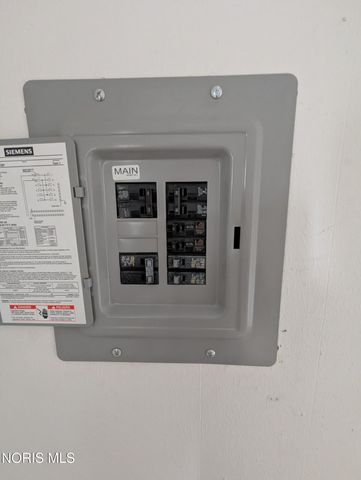 106 E Hudson Street, Toledo, OH 43608