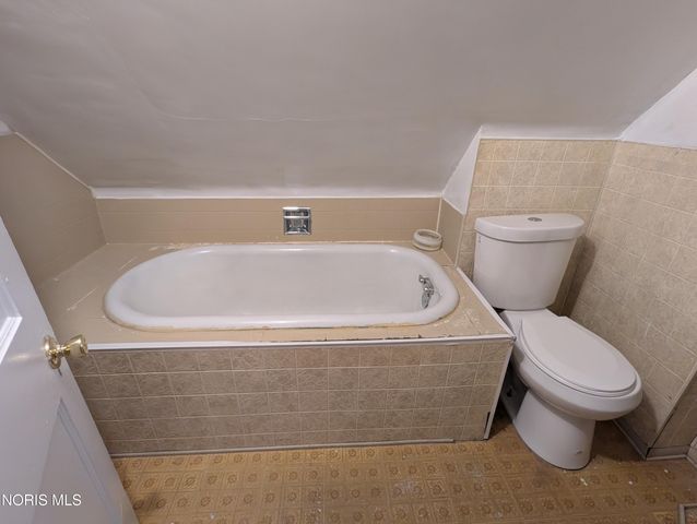 106 E Hudson Street, Toledo, OH 43608