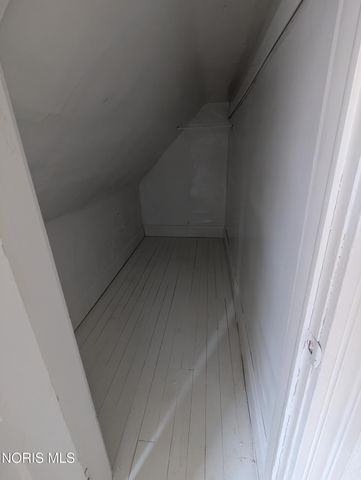 106 E Hudson Street, Toledo, OH 43608