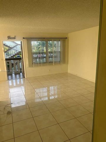 528 Mansfield M 528, Boca Raton, FL 33434