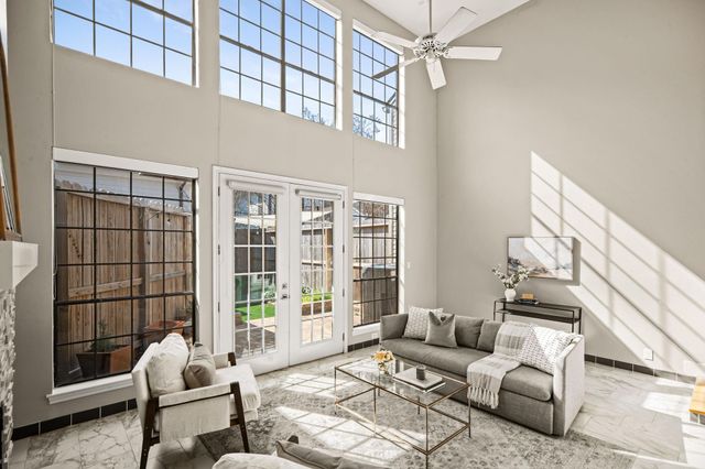 254 E 5th Street, Houston, TX 77007