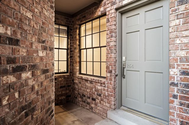 254 E 5th Street, Houston, TX 77007