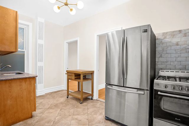 408 E 29TH Street, New York City, NY 11226