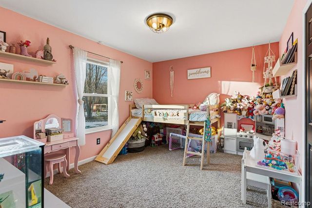 5216 S State Road, Goodrich, MI 48438