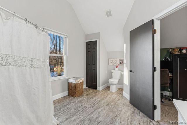 5216 S State Road, Goodrich, MI 48438