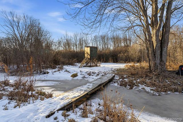 5216 S State Road, Goodrich, MI 48438