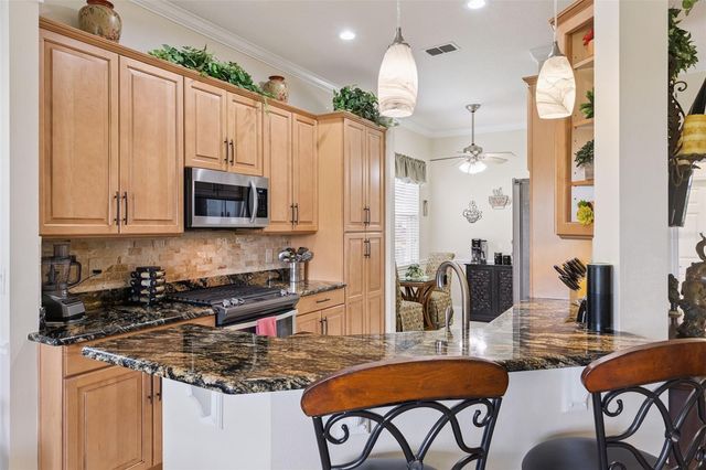2294 CALEDONIAN STREET, Clermont, FL 34711