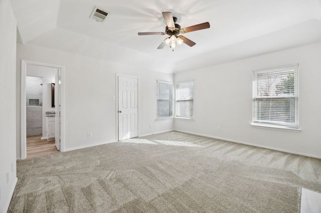 3008 Everest Drive, Bedford, TX 76021