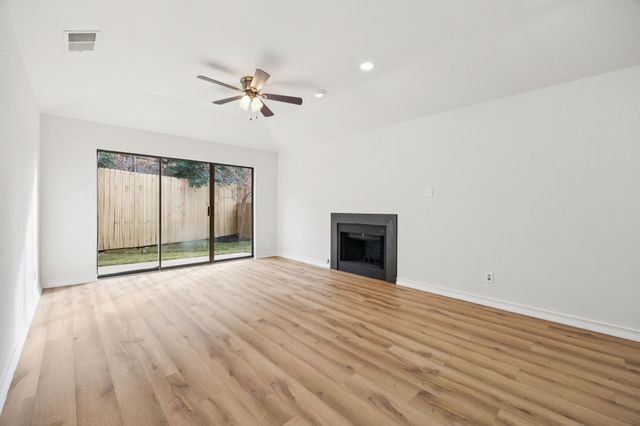 3008 Everest Drive, Bedford, TX 76021