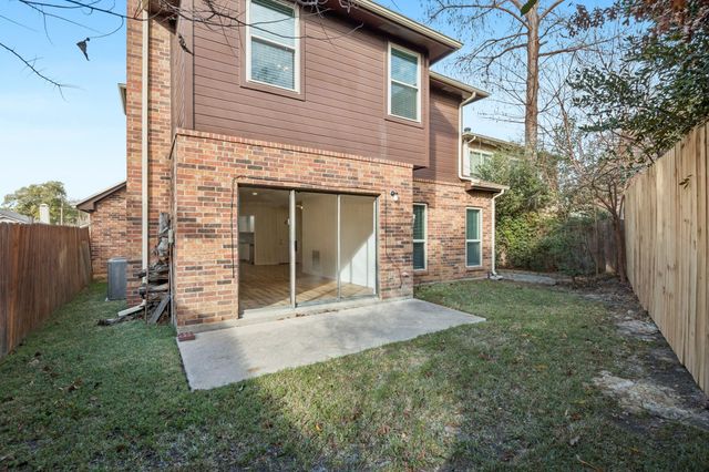 3008 Everest Drive, Bedford, TX 76021