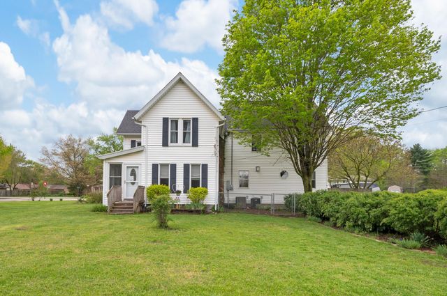 5232 Washington Avenue, St. Joseph, MI 49085