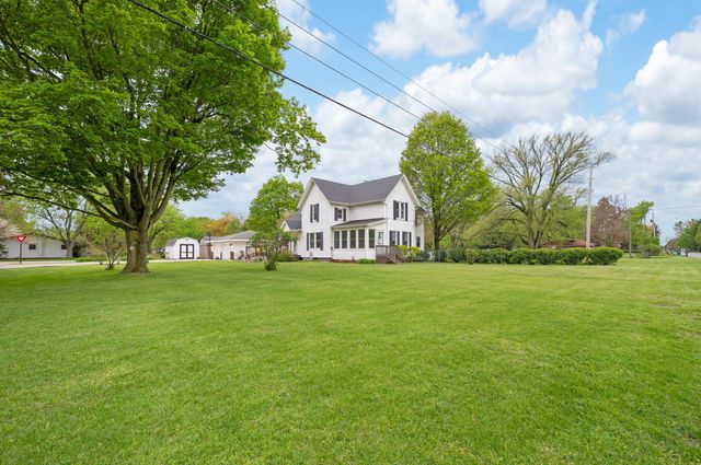 5232 Washington Avenue, St. Joseph, MI 49085