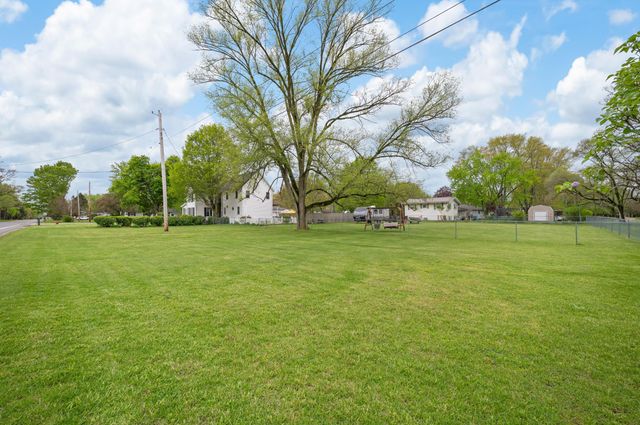 5232 Washington Avenue, St. Joseph, MI 49085