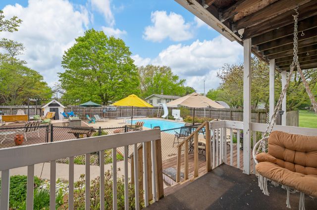 5232 Washington Avenue, St. Joseph, MI 49085