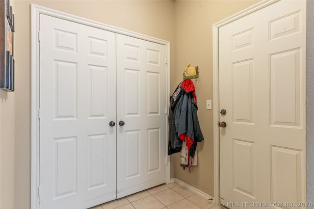 8126 E 74th Court, Tulsa, OK 74133