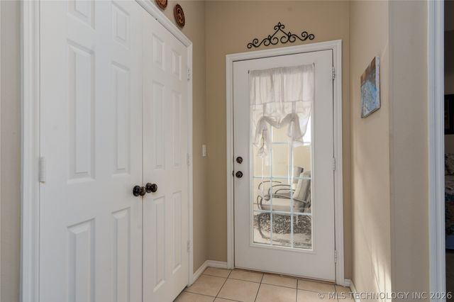 8126 E 74th Court, Tulsa, OK 74133