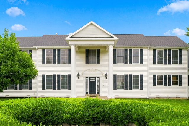 1132 N Farm Road 185, Springfield, MO 65802