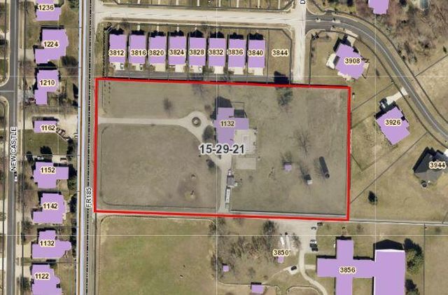 1132 N Farm Road 185, Springfield, MO 65802