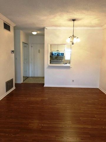 1115 Lake Terrace 210, Boynton Beach, FL 33426