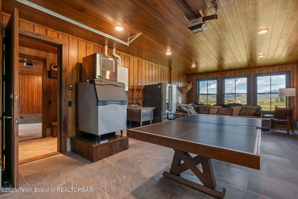 13 SPIRIT WINDS Way, Bondurant, WY 82922 photo 23