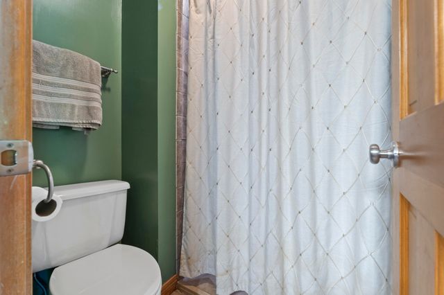 1021 Woodcrest Way, Grove, OK 74344