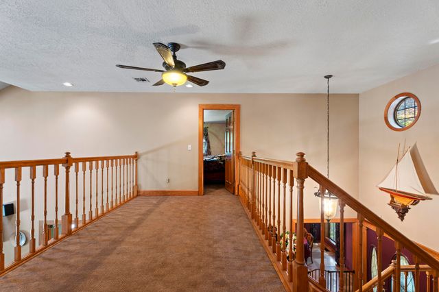 1021 Woodcrest Way, Grove, OK 74344