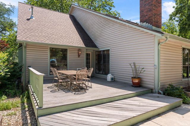 1021 Woodcrest Way, Grove, OK 74344