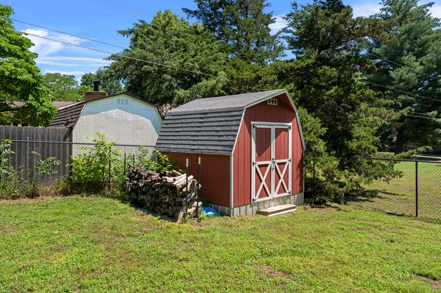 1021 Woodcrest Way, Grove, OK 74344