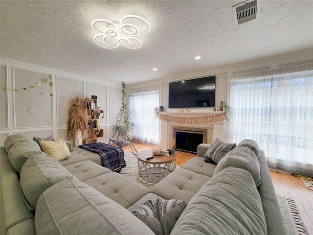 14943 Tramore Drive, Houston, TX 77083