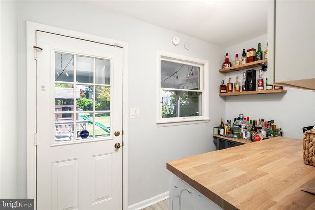 24 EMELINE AVE, Hamilton, NJ 08610