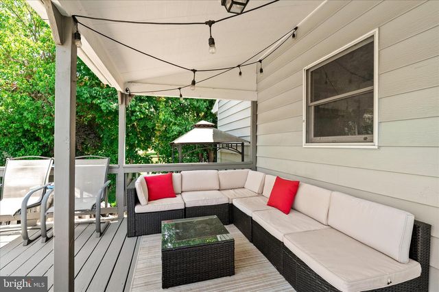 24 EMELINE AVE, Hamilton, NJ 08610