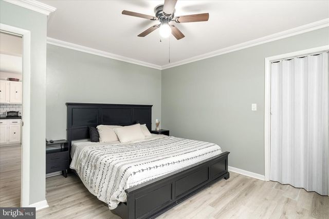 24 EMELINE AVE, Hamilton, NJ 08610