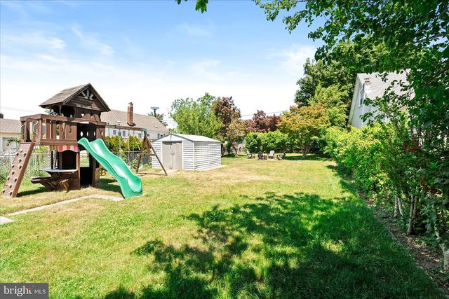 24 EMELINE AVE, Hamilton, NJ 08610