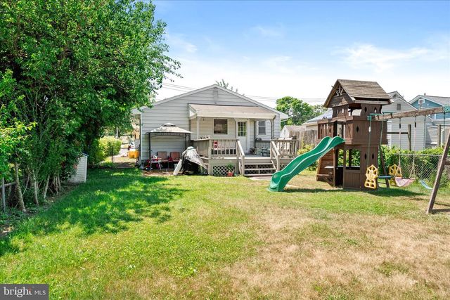 24 EMELINE AVE, Hamilton, NJ 08610