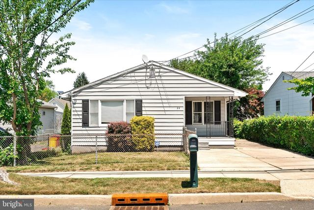 24 EMELINE AVE, Hamilton, NJ 08610